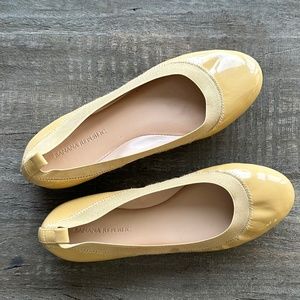 Banana Republic Flats Sz 7